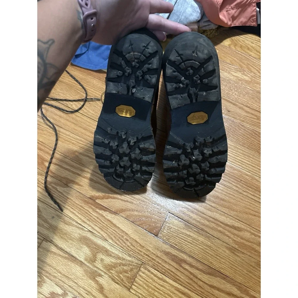 Red Wing Shoes astm f2413